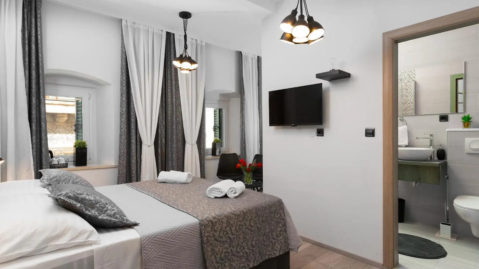 Ferienwohnung Luxe Collection @ Split Centre Old Town Apartment